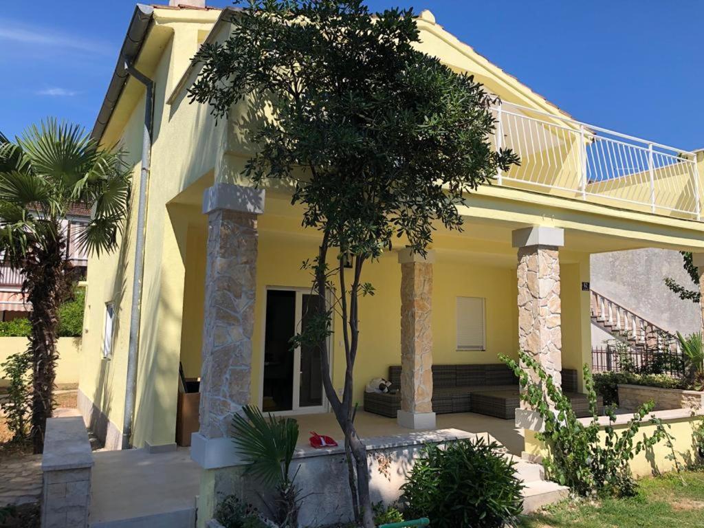 Five Bedroom House Near Sandy Beach Villa Major เมดูลิน ภายนอก รูปภาพ